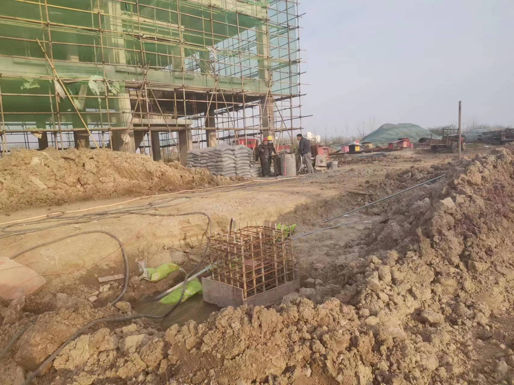 伍家岗当桥梁出现裂缝的时候应该及时加固修补